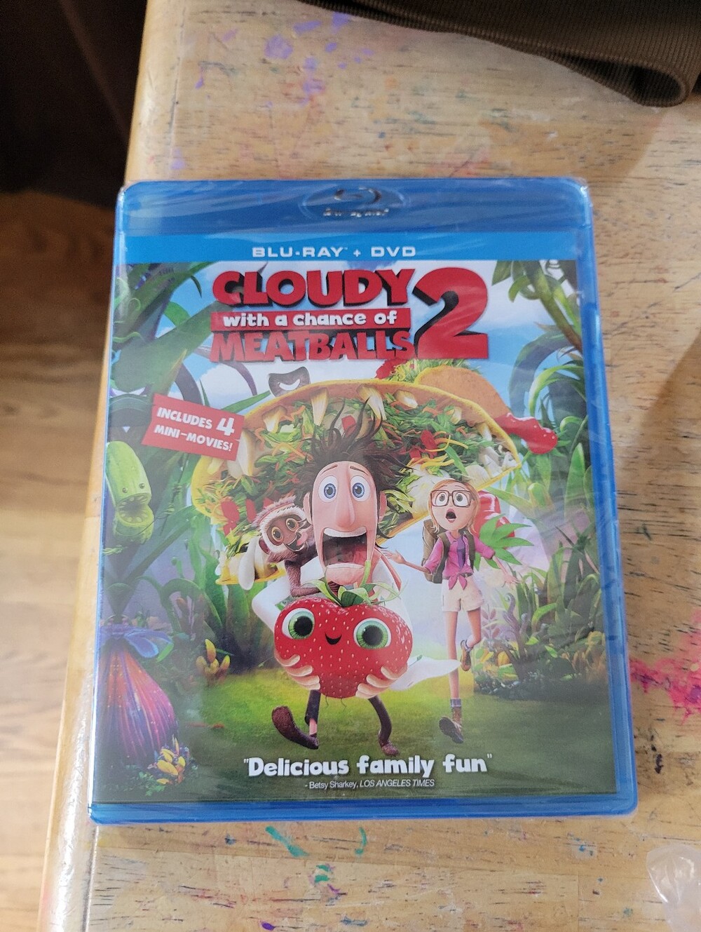 Cloudy with a Chance of Meatballs 2 Blu-ray + DVD 2-Disc Set Movie. NEW